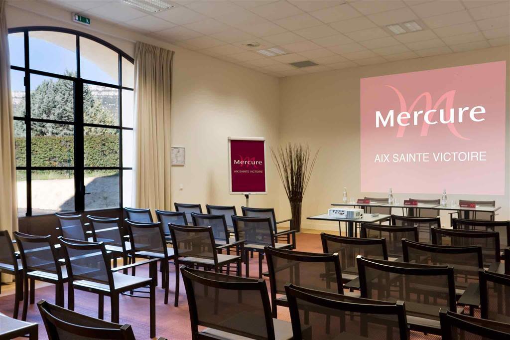 Mercure Aix-En-Provence Sainte-Victoire Châteauneuf-le-Rouge 외부 사진