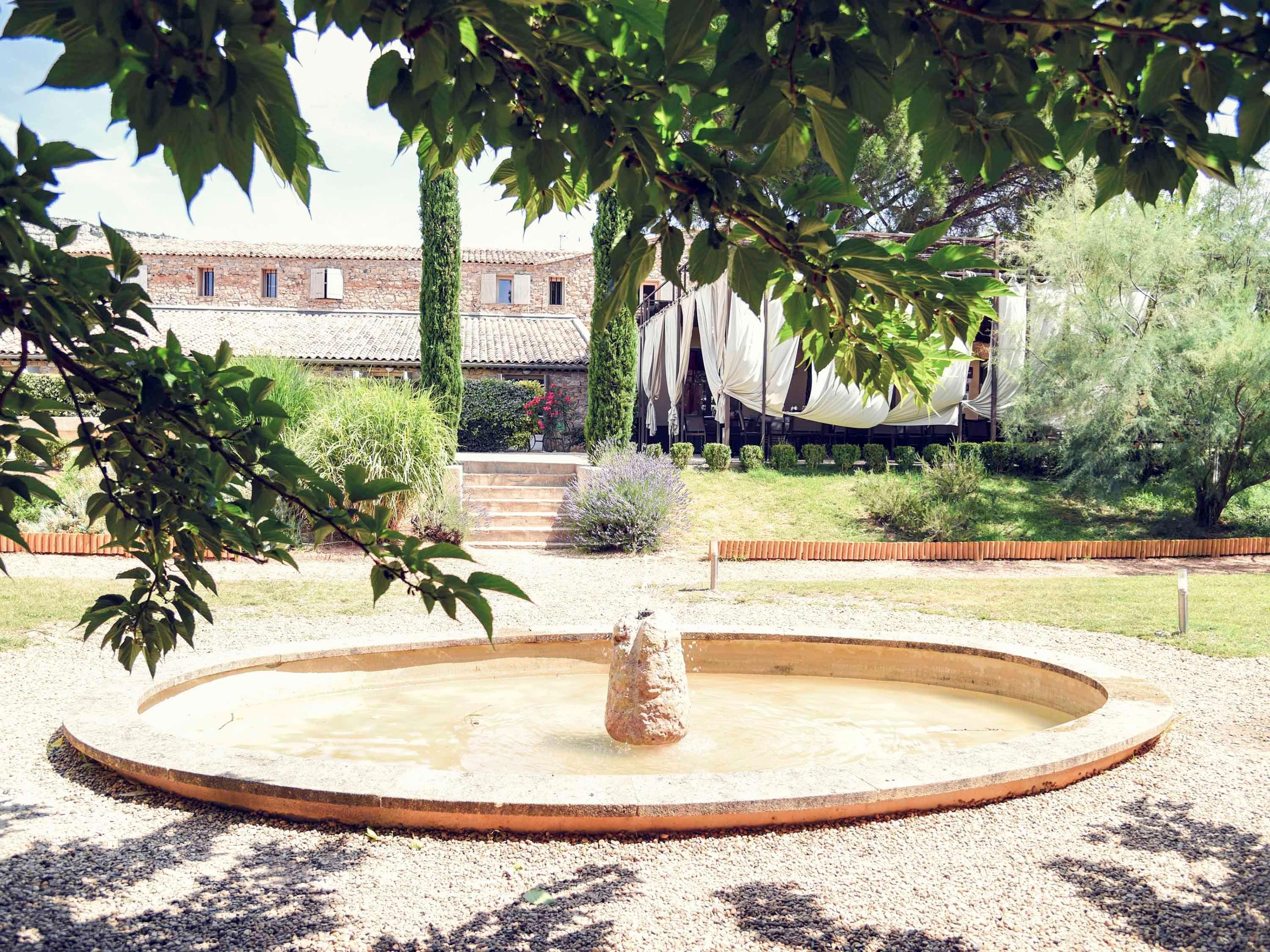 Mercure Aix-En-Provence Sainte-Victoire Châteauneuf-le-Rouge 외부 사진